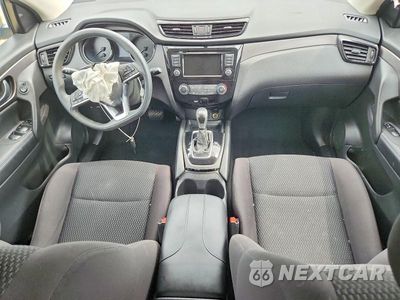Zdjęcie 8 z 13 samochodu: 2019 NISSAN ROGUE SPORT S VIN:JN1BJ1CP1KW229178 - miniatura