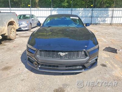 Piąte zdjęcie samochodu w środku: 2026 FORD MUSTANG VIN:1FAGP8UH4T5112760 - miniatura