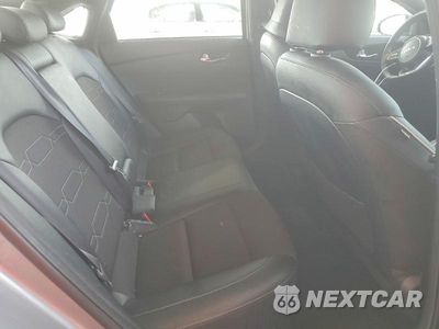 Zdjęcie 10 z 12 samochodu: 2024 KIA FORTE GT LINE VIN:3KPF54AD6RE816462 - miniatura