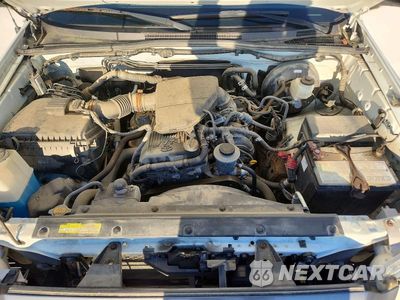Zdjęcie 11 z 12 samochodu: 2015 TOYOTA TACOMA BASE VIN:5TFUX4EN2FX032604 - miniatura