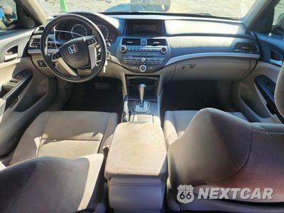 Zdjęcie 8 z 12 samochodu: 2012 HONDA ACCORD LX VIN:1HGCP2F32CA055622 - miniatura
