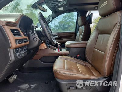Zdjęcie 7 z 13 samochodu: 2021 CHEVROLET SUBURBAN K1500 HIGH COUNTRY VIN:1GNSKGKL9MR209264 - miniatura