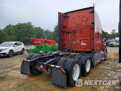 Trzecie zdjęcie samochodu z tyłu: 2019 FREIGHTLINER CASCADIA 126