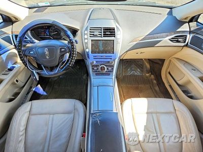 Zdjęcie 8 z 13 samochodu: 2017 LINCOLN MKZ HYBRID SELECT VIN:3LN6L5LU0HR600845 - miniatura