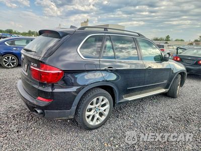 Trzecie zdjęcie samochodu z tyłu: 2013 BMW X5 XDRIVE35I VIN:5UXZV4C5XD0B17924 - miniatura