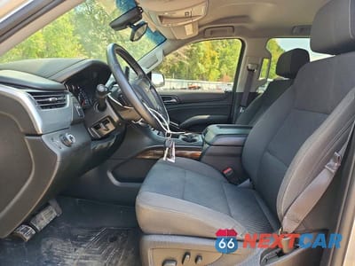 Zdjęcie 7 z 14 samochodu: 2017 CHEVROLET TAHOE C1500 LS VIN:1GNSCAKC7HR401802 - miniatura