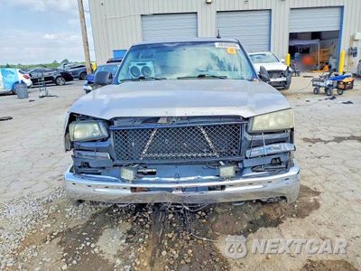 Piąte zdjęcie samochodu w środku: 2003 CHEVROLET SILVERADO C1500 VIN:2GCEC19T031286263 - miniatura