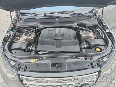 Zdjęcie 12 z 13 samochodu: 2017 LAND ROVER DISCOVERY HSE LUXURY VIN:SALRHBBVXHA033574 - miniatura