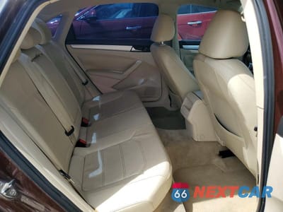 Zdjęcie 10 z 12 samochodu: 2012 VOLKSWAGEN PASSAT SE VIN:1VWBP7A35CC085682 - miniatura