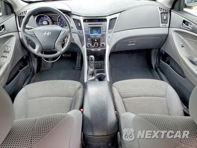 Zdjęcie 8 z 12 samochodu: 2014 HYUNDAI SONATA GLS VIN:5NPEB4ACXEH828759 - miniatura
