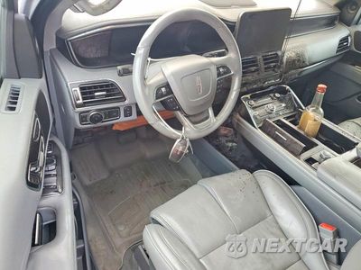 Zdjęcie 8 z 13 samochodu: 2018 LINCOLN NAVIGATOR RESERVE VIN:5LMJJ2LT7JEL09626 - miniatura