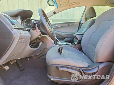 Zdjęcie 7 z 12 samochodu: 2014 HYUNDAI SONATA GLS VIN:5NPEB4AC6EH925182 - miniatura