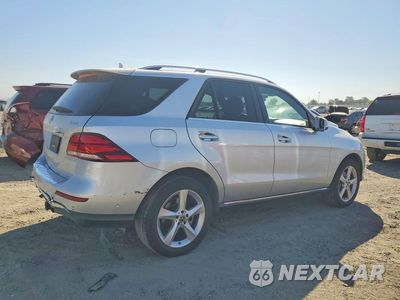 Trzecie zdjęcie samochodu z tyłu: 2017 MERCEDES-BENZ GLE 350 4MATIC VIN:4JGDA5HB6HA947482 - miniatura