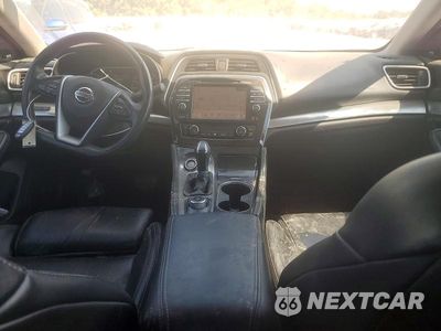 Zdjęcie 8 z 12 samochodu: 2019 NISSAN MAXIMA 3.5 SL VIN:1N4AA6AV6KC368611 - miniatura