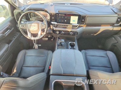 Zdjęcie 8 z 12 samochodu: 2023 GMC SIERRA K1500 SLT VIN:3GTUUDED3PG261136 - miniatura