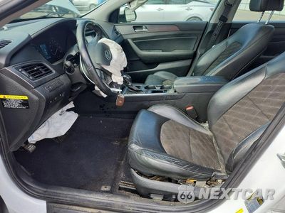 Zdjęcie 7 z 12 samochodu: 2017 HYUNDAI SONATA SPORT VIN:5NPE34AF2HH524059 - miniatura