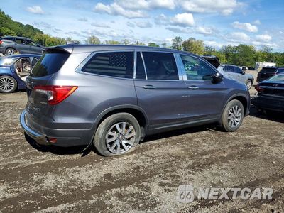 Trzecie zdjęcie samochodu z tyłu: 2019 HONDA PILOT EX VIN:5FNYF6H39KB074329 - miniatura