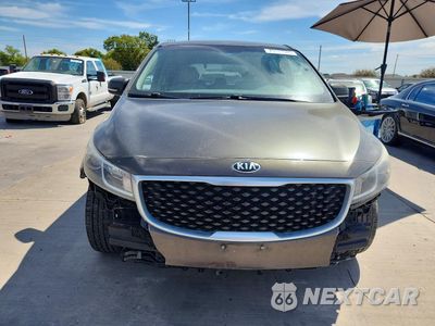 Piąte zdjęcie samochodu w środku: 2016 KIA SEDONA LX VIN:KNDMB5C17G6172465 - miniatura