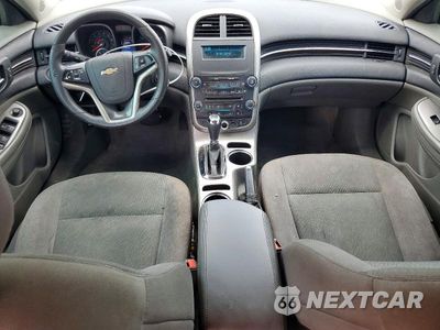 Zdjęcie 8 z 12 samochodu: 2014 CHEVROLET MALIBU LS VIN:1G11B5SL3EF292713 - miniatura