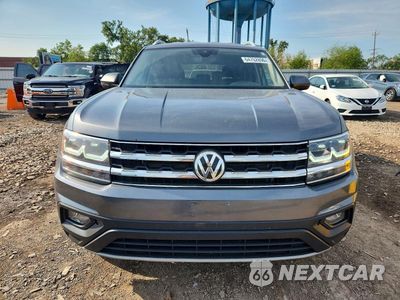 Piąte zdjęcie samochodu w środku: 2019 VOLKSWAGEN ATLAS SE VIN:1V2WR2CA2KC602009 - miniatura