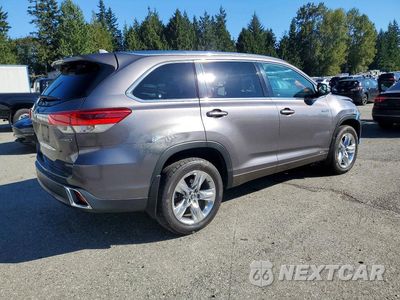 Trzecie zdjęcie samochodu z tyłu: 2019 TOYOTA HIGHLANDER HYBRID LIMITED VIN:5TDDGRFH9KS073673 - miniatura