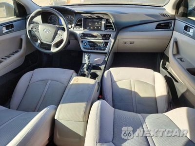 Zdjęcie 8 z 12 samochodu: 2016 HYUNDAI SONATA SE VIN:5NPE24AF3GH378465 - miniatura