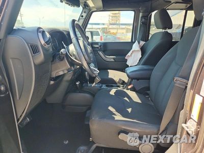 Zdjęcie 7 z 13 samochodu: 2018 JEEP WRANGLER UNLIMITED SPORT VIN:1C4HJWDG9JL858996 - miniatura