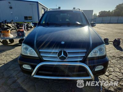Piąte zdjęcie samochodu w środku: 2004 MERCEDES-BENZ ML 350 VIN:4JGAB57E84A485867 - miniatura