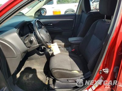 Zdjęcie 7 z 13 samochodu: 2016 MITSUBISHI OUTLANDER SE VIN:JA4AD3A39GZ001361 - miniatura