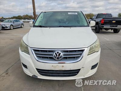 Piąte zdjęcie samochodu w środku: 2010 VOLKSWAGEN ROUTAN SE VIN:2V4RW3D13AR184535 - miniatura