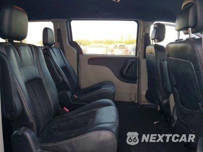 Zdjęcie 11 z 13 samochodu: 2018 DODGE GRAND CARAVAN SXT VIN:2C4RDGCG7JR222670 - miniatura