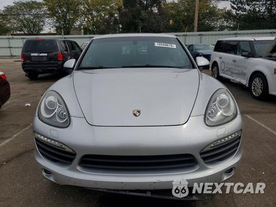 Piąte zdjęcie samochodu w środku: 2012 PORSCHE CAYENNE S VIN:WP1AB2A25CLA45284 - miniatura