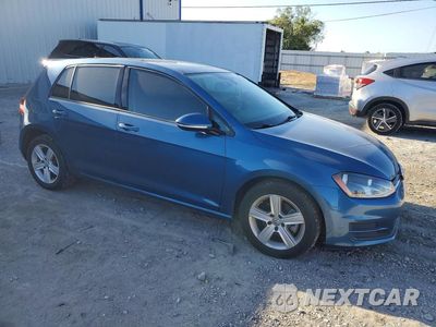 Czwarte zdjęcie samochodu z boku: 2017 VOLKSWAGEN GOLF S VIN:3VW217AUXHM072040 - miniatura