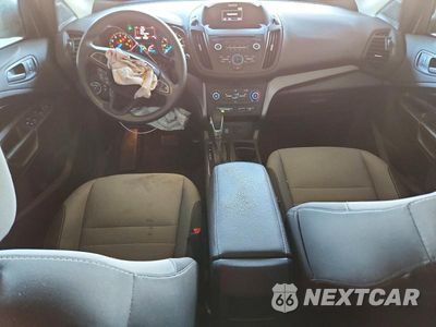 Zdjęcie 8 z 14 samochodu: 2017 FORD ESCAPE S VIN:1FMCU0F74HUE95597 - miniatura