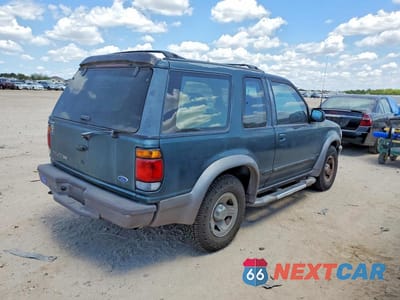 Trzecie zdjęcie samochodu z tyłu: 1997 FORD EXPLORER VIN:1FMCU22E0VUC57922 - miniatura