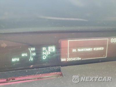 Zdjęcie 9 z 12 samochodu: 2011 TOYOTA PRIUS FOUR VIN:JTDKN3DU8B1400135 - miniatura