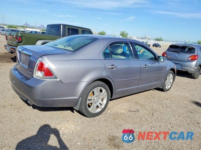 Trzecie zdjęcie samochodu z tyłu: 2007 FORD FUSION SEL VIN:3FAHP08127R121821 - miniatura