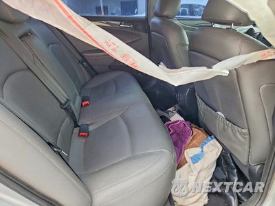 Zdjęcie 10 z 12 samochodu: 2013 HYUNDAI SONATA LIMITED VIN:5NPEC4AC4DH697372 - miniatura