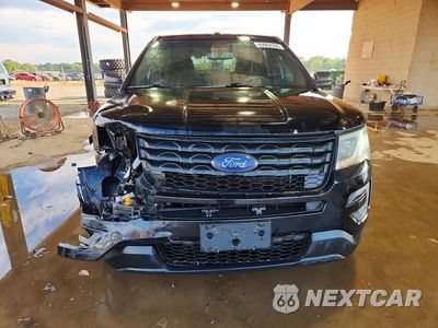 Piąte zdjęcie samochodu w środku: 2017 FORD EXPLORER POLICE INTERCEPTOR VIN:1FM5K8AR7HGE25774 - miniatura