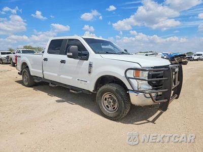 Czwarte zdjęcie samochodu z boku: 2022 FORD F250 SUPER DUTY VIN:1FT7W2BT3NEF03211 - miniatura
