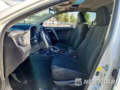Zdjęcie 7 z 13 samochodu: 2017 TOYOTA RAV4 XLE VIN:2T3RFREVXHW587698 - miniatura