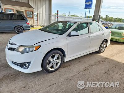 2014 TOYOTA CAMRY SE 4T1BF1FK4EU808191 - główne zdjęcie licytacji z USA - miniatura
