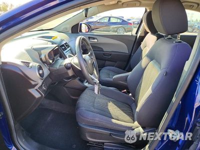 Zdjęcie 7 z 12 samochodu: 2014 CHEVROLET SONIC LT VIN:1G1JC5SG5E4134689 - miniatura