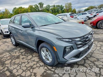 Czwarte zdjęcie samochodu z boku: 2025 HYUNDAI TUCSON SE VIN:5NMJACDE3SH518891 - miniatura