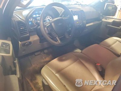 Zdjęcie 8 z 12 samochodu: 2019 FORD F150 VIN:1FTMF1C53KKC61949 - miniatura