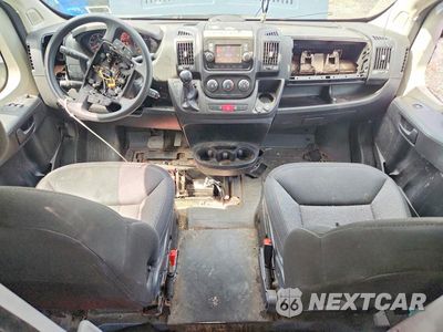 Zdjęcie 8 z 14 samochodu: 2021 RAM PROMASTER 3500 DELIVERY VAN VIN:3C6MRVJG7ME535637 - miniatura