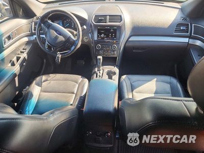 Zdjęcie 8 z 13 samochodu: 2016 FORD EXPLORER XLT VIN:1FM5K8D87GGA47988 - miniatura