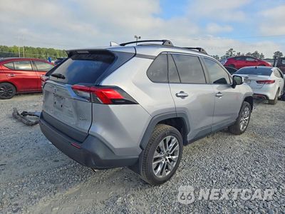 Trzecie zdjęcie samochodu z tyłu: 2022 TOYOTA RAV4 XLE PREMIUM VIN:2T3C1RFV0NC207722 - miniatura