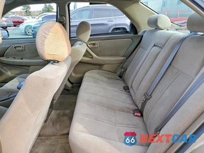 Zdjęcie 10 z 12 samochodu: 2001 TOYOTA CAMRY LE VIN:JT2BG22K010570508 - miniatura