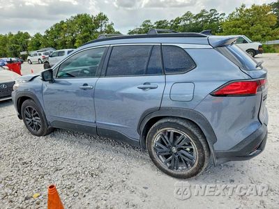 Drugie zdjęcie samochodu z przodu: 2026 TOYOTA COROLLA CROSS HYBRID XSE VIN:7MUFBABG9TV102814 - miniatura